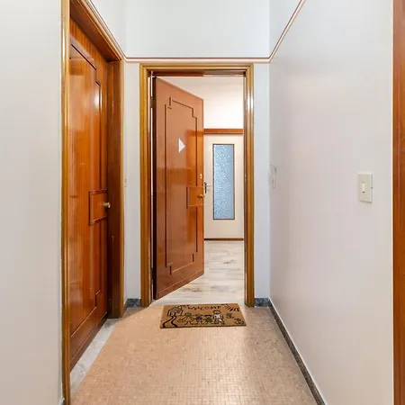 Apartment Hostdomus - Cozy Corner Near The Sea Finale Ligure